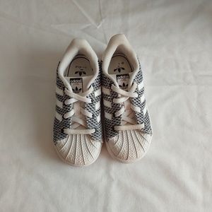 Adidas Superstar